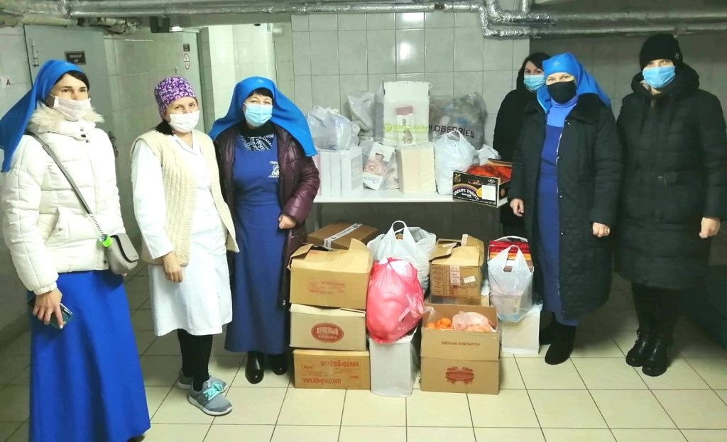 Участники акции «Дары волхвов» в Спасском монастыре Кобрина собрали для подопечных более 350 подарочных наборов