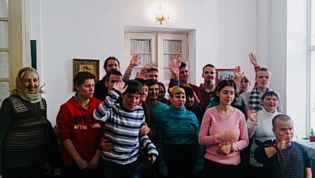 Социальному центру Донского монастыря требуется помощь для поддержания проекта «Социальная экскурсия»