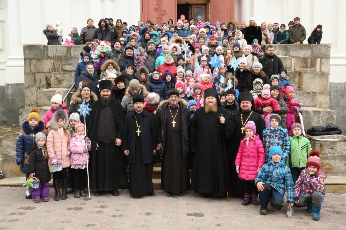 В Николо-Угрешском монастыре прошла детская Литургия