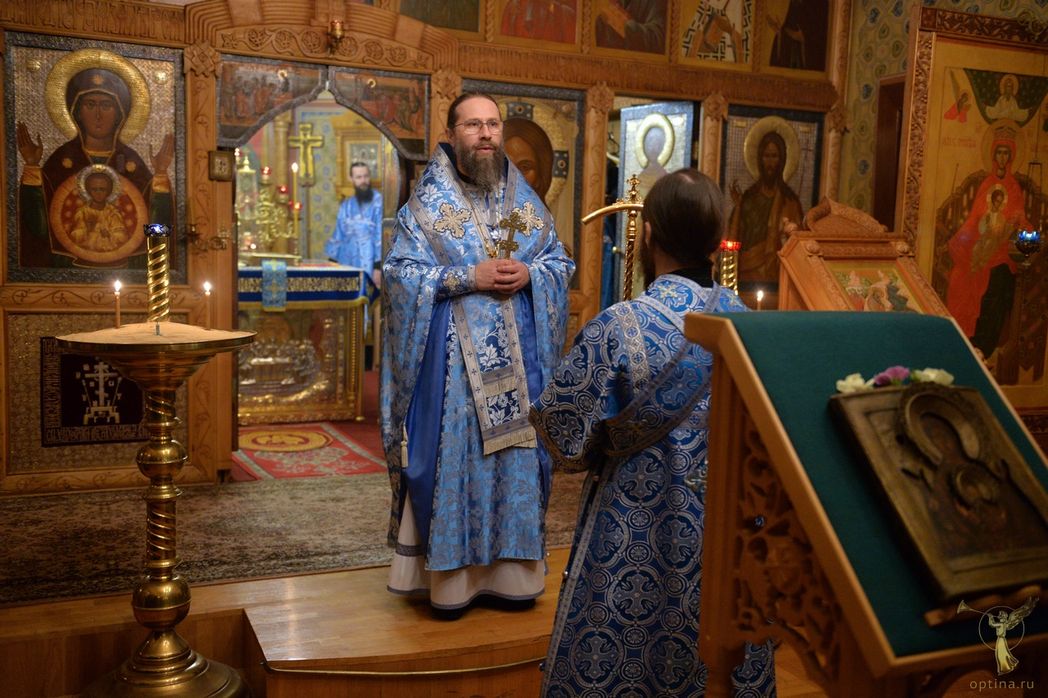 Епископ Можайский Леонид совершил Литургия по случаю праздника в честь чтимого в обители образа Богородицы «Знамение» 