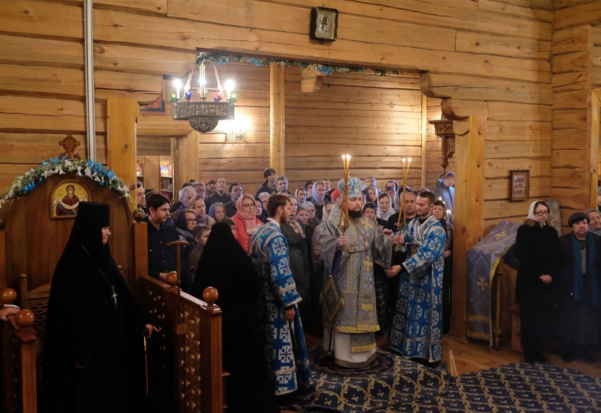 На подворье Зачатьевского монастыря в д. Барвихе встретили престольный праздник