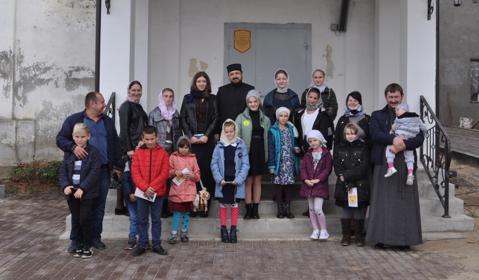 Юровичский монастырь с ознакомительной экскурсией посетили учащиеся воскресной школы