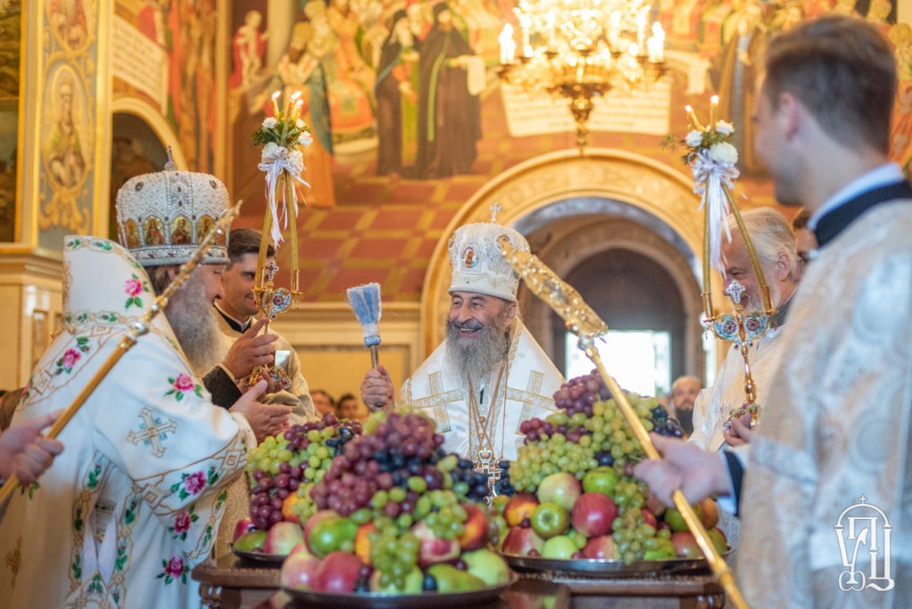 Блаженнейший митрополит Онуфрий совершил Литургию в Киево-Печерской лавре в праздник Преображения Господня