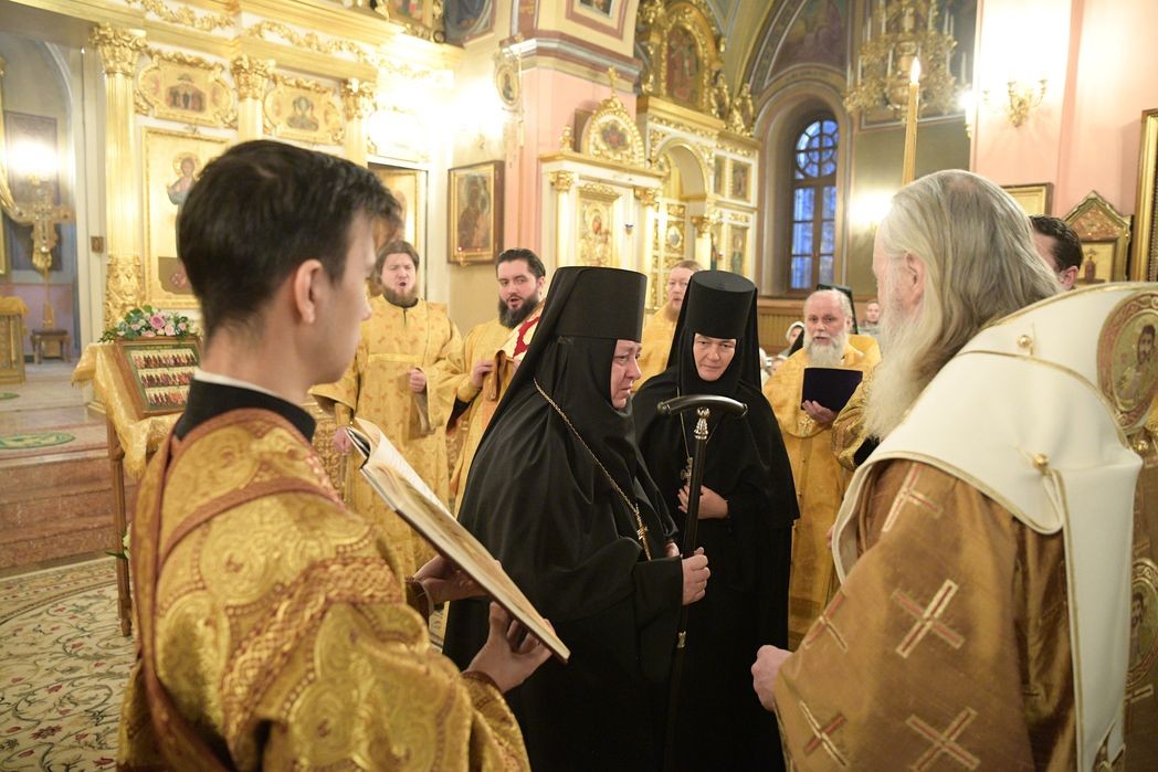 Председатель Синодального отдела по монастырям и монашеству возвел в сан игумении настоятельницу Корецкого монастыря