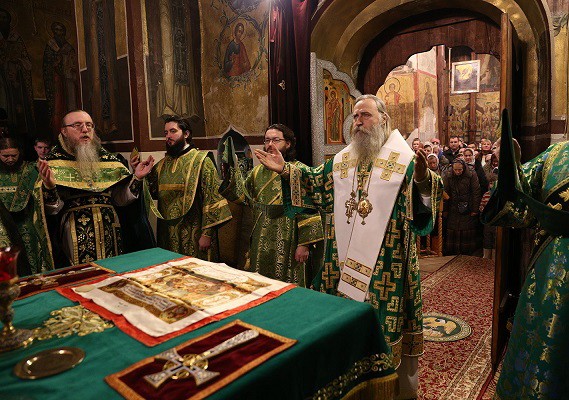 Архиепископ Феогност отслужил Литургию в Саввино-Сторожевском монастыре в день его престольного праздника
