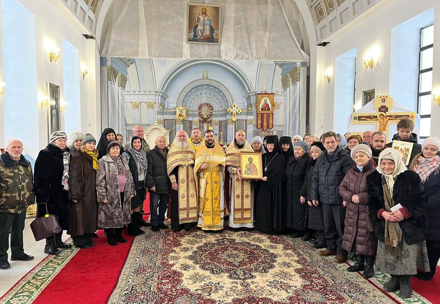 В Александро-Невском соборе Мироносицкого монастыря в Бобруйске состоялся престольный праздник 