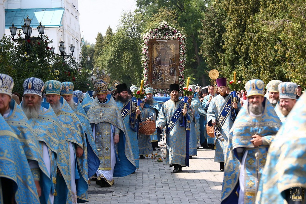В Святогорской лавре состоялось празднование в честь чудотворной Святогорской иконы Богородицы