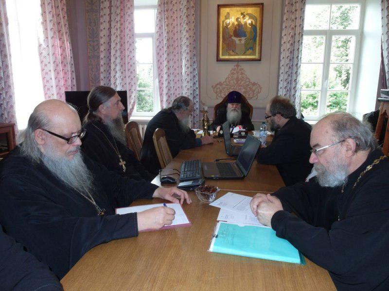 В Троице-Сергиевой лавре прошло первое в 2018 г. пленарное заседание Синодальной богослужебной комиссии