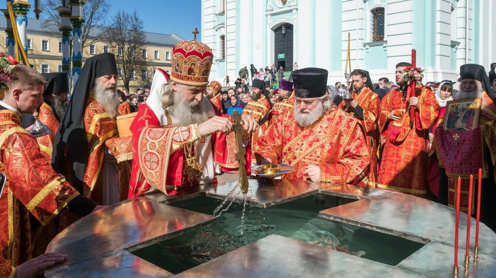Архиепископ Феогност возглавил в Троице-Сергиевой лавре празднование иконе Божией Матери «Живоносный Источник»
