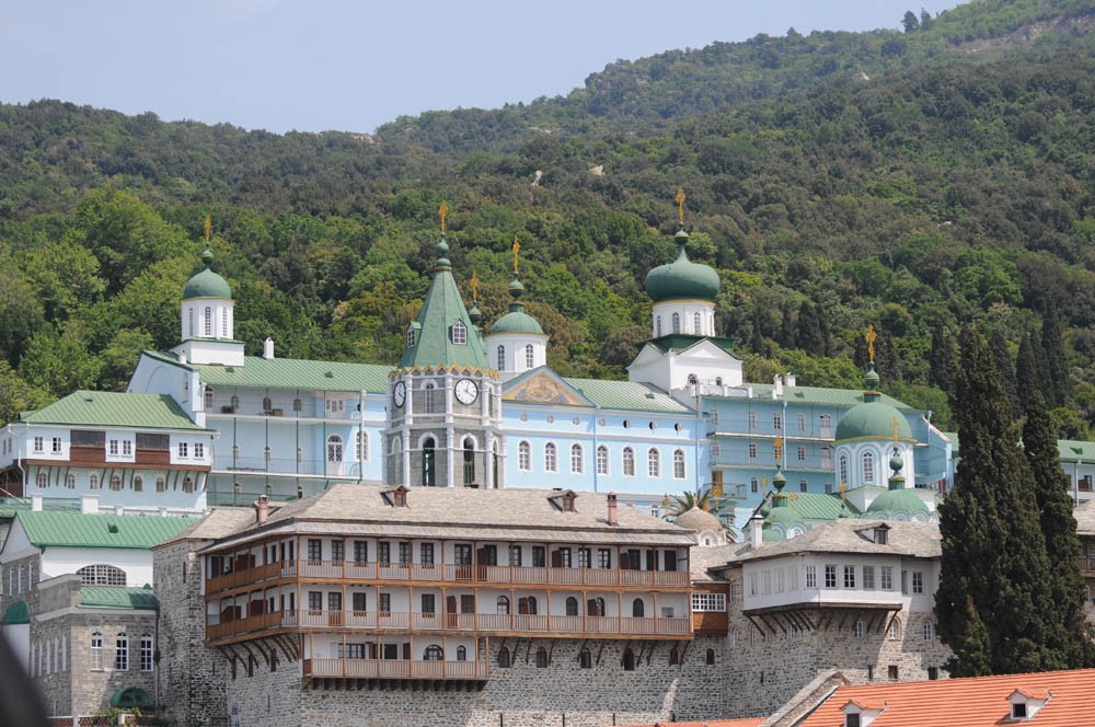 Свято-Пантелеимонов монастырь на Афоне возобновил прием паломников