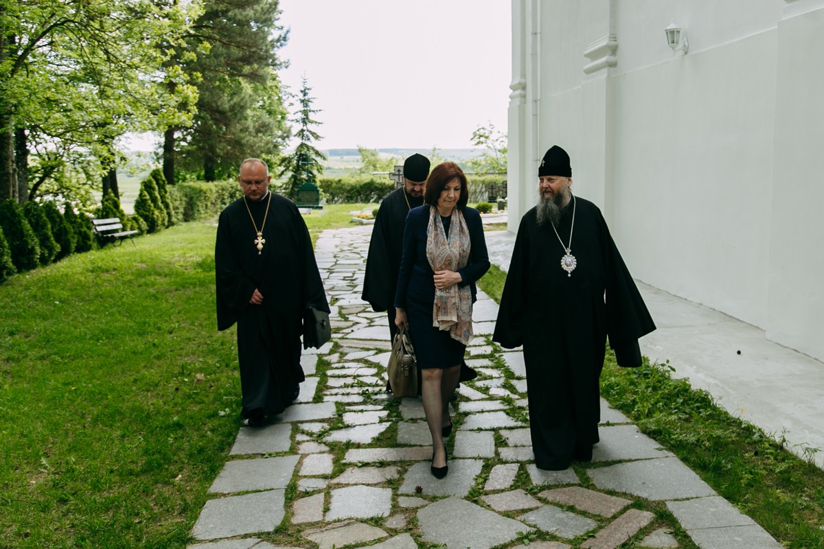 Жировичский монастырь посетила председатель Совета Республики Национального собрания Белоруссии Наталья Кочанова
