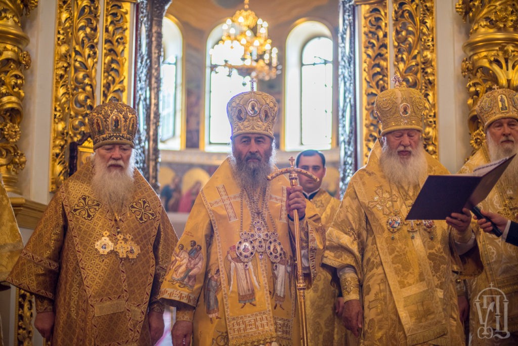 Блаженнейший митрополит Онуфрий отслужил Литургию в Киево-Печерской лавре в день 4-летия своей интронизации