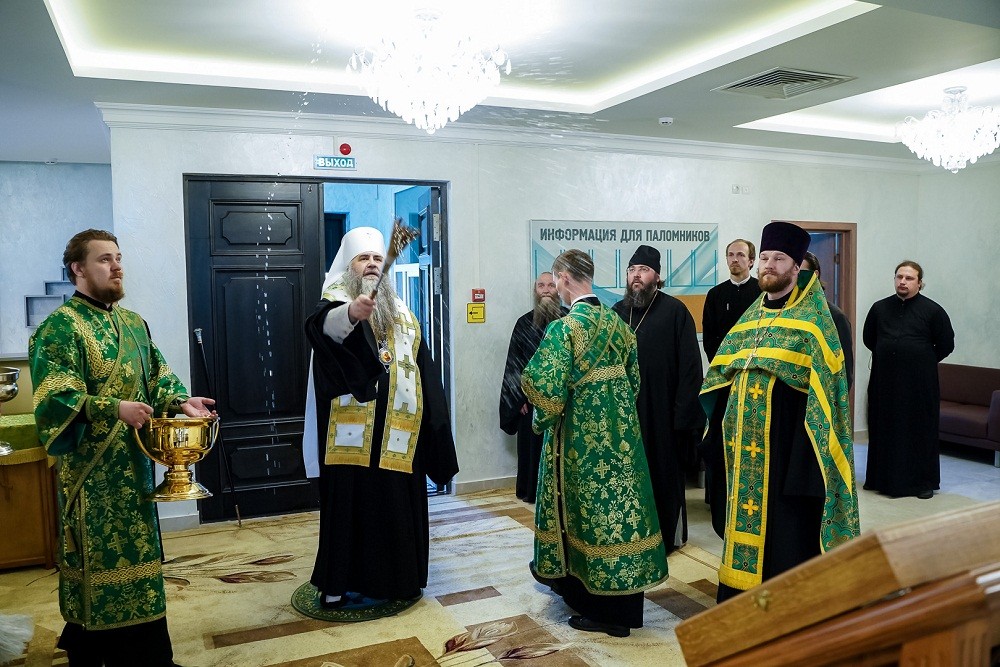 В Дивеевском монастыре освящен духовно-просветительский центр имени преподобного Серафима Саровского