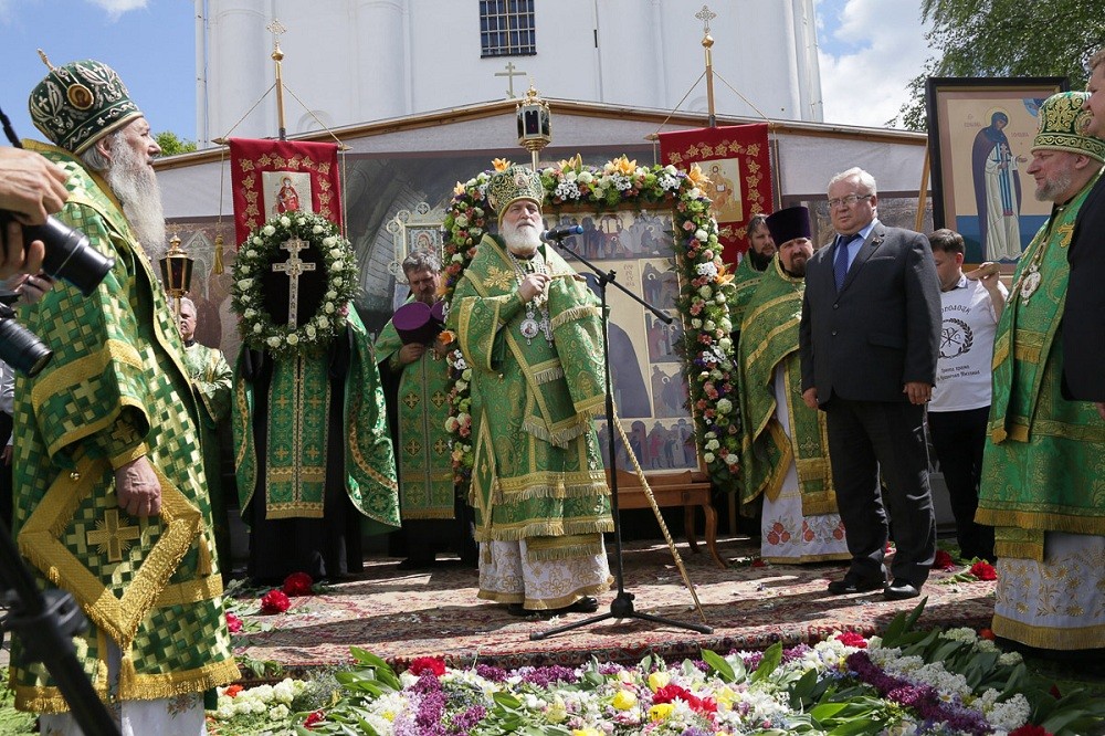 Патриарший экзарх всея Беларуси возглавил Литургию в Спасо-Евфросиниевском монастыре Полоцка