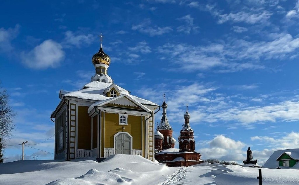 В Никольском храме Ольгинского монастыря Тверской епархии встретили престольный праздник
