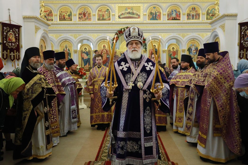 Патриарший наместник Московской митрополии возглавил престольные торжества в Никитском женском монастыре города Каширы