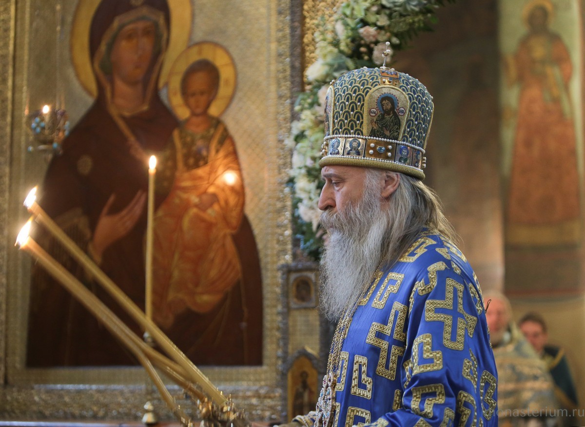 Архиепископ Феогност совершил Литургию в Сретенском монастыре в день его престольного праздника 