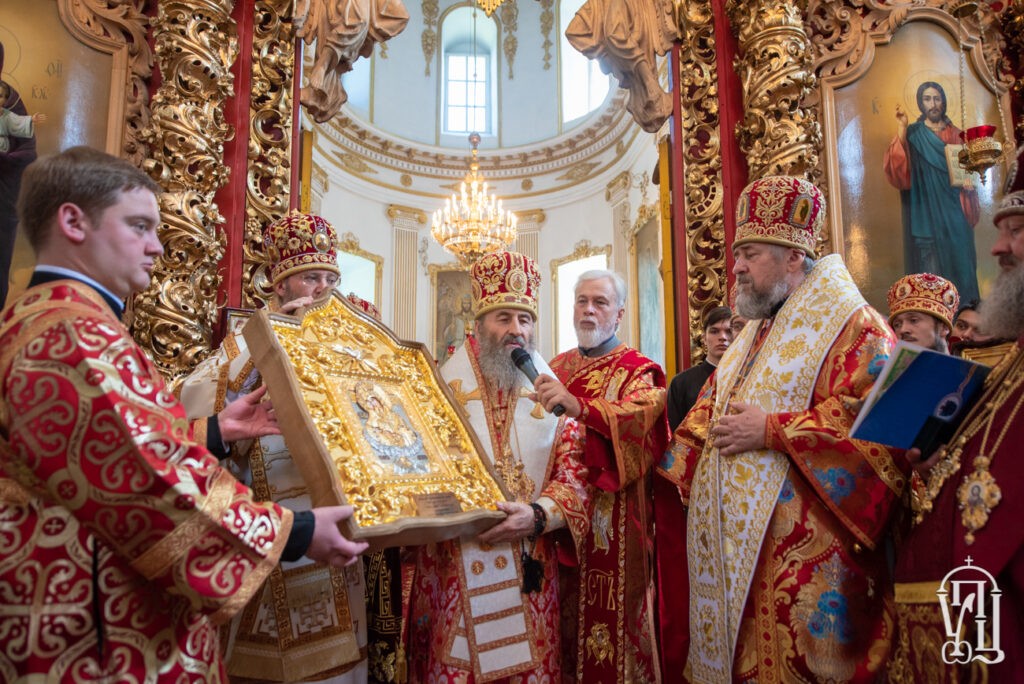 Блаженнейший митрополит Онуфрий возглавил торжества по случаю 400-летия Мгарского монастыря Полтавской епархии