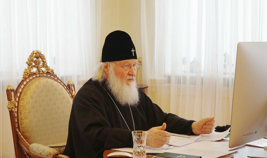 Высшему Церковному Совету под председательством Патриарха Кирилла был представлен доклад о развитии системы богословского образования для монашествующих