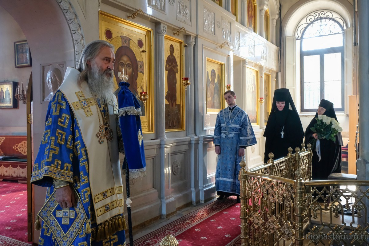 Архиепископ Феогност возглавил в Алексеевском монастыре празднование в честь иконы Богоматери «Всецарица»