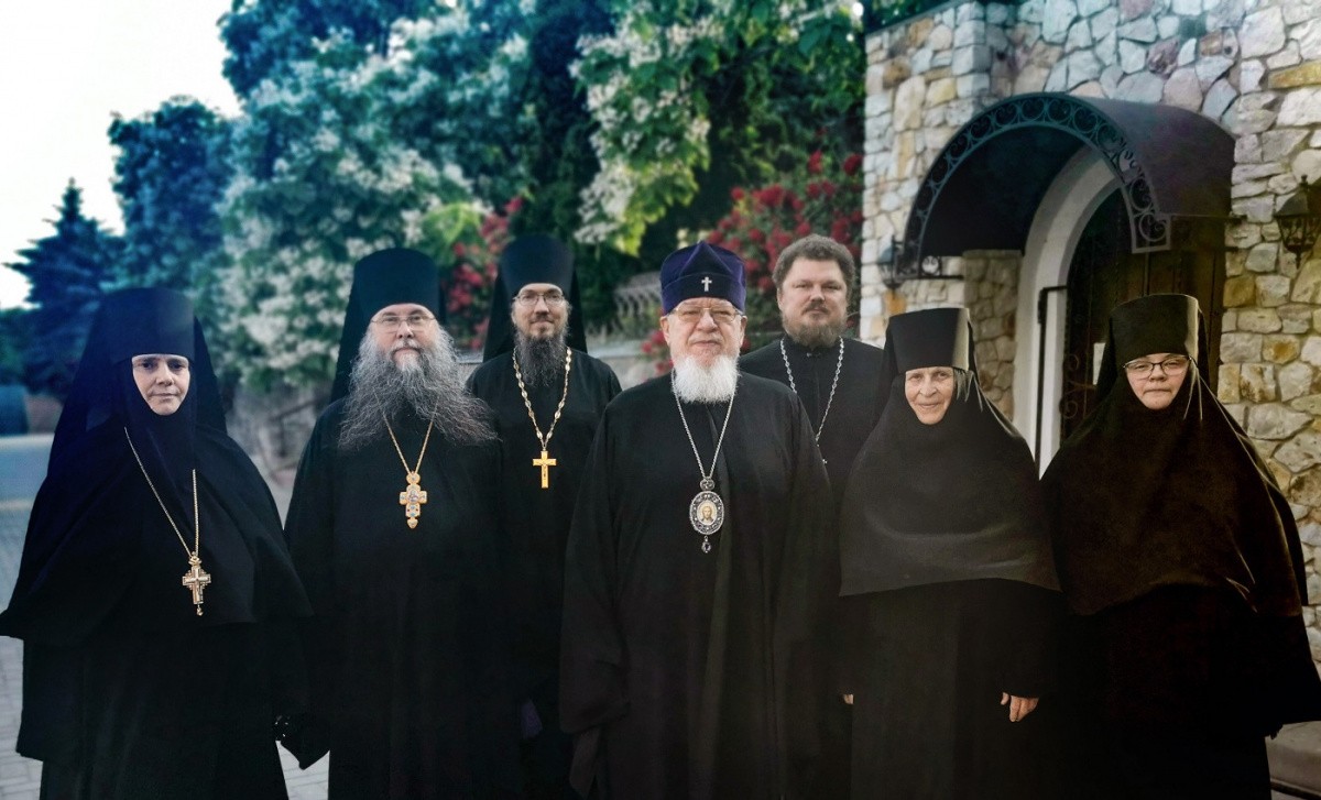 Представители Межведомственной комиссии по вопросам образования монашествующих посетили Воронежскую митрополию