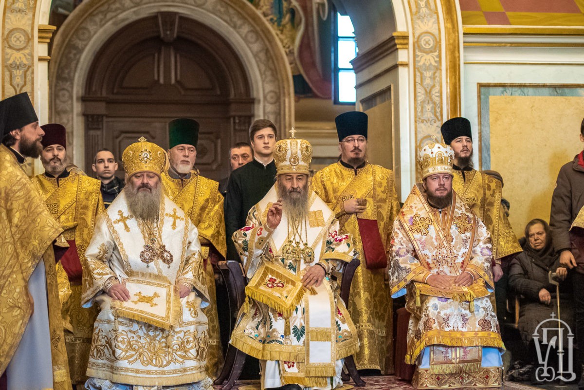 Блаженнейший митрополит Киевский и всея Украины Онуфрий возглавил Литургию в Киево-Печерской лавре