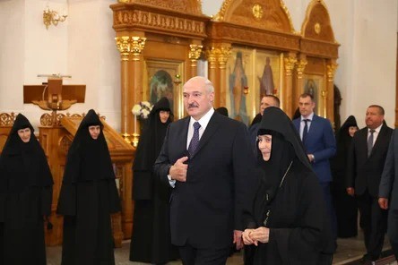 Президент Белоруссии посетил Спасо-Евфросиниевский монастырь в Полоцке
