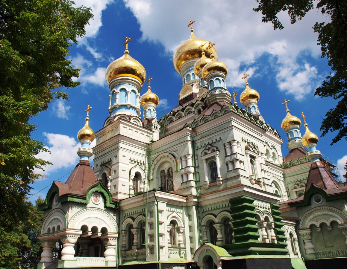 В Ионинском и Свято-Покровском монастырях Киева снят карантин