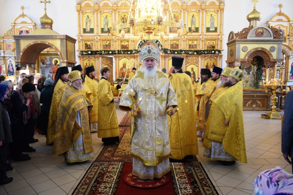Митрополит Калужский Климент совершил Литургию в Георгиевском Мещовском монастыре
