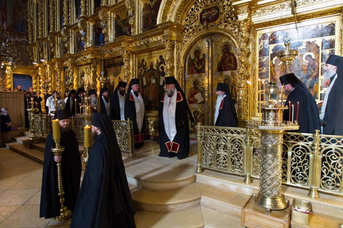 В Свято-Троицкой Сергиевой лавре встретили праздник Вознесения Господня