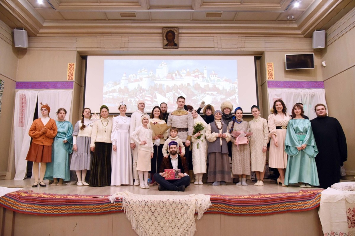 В Сретенском монастыре Москвы состоялась премьера «Сказки о царе Салтане»