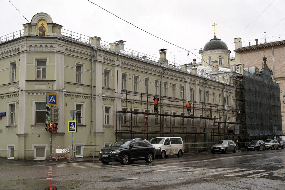 Возобновились работы по реставрации фасадов Московского подворья Валаамского монастыря