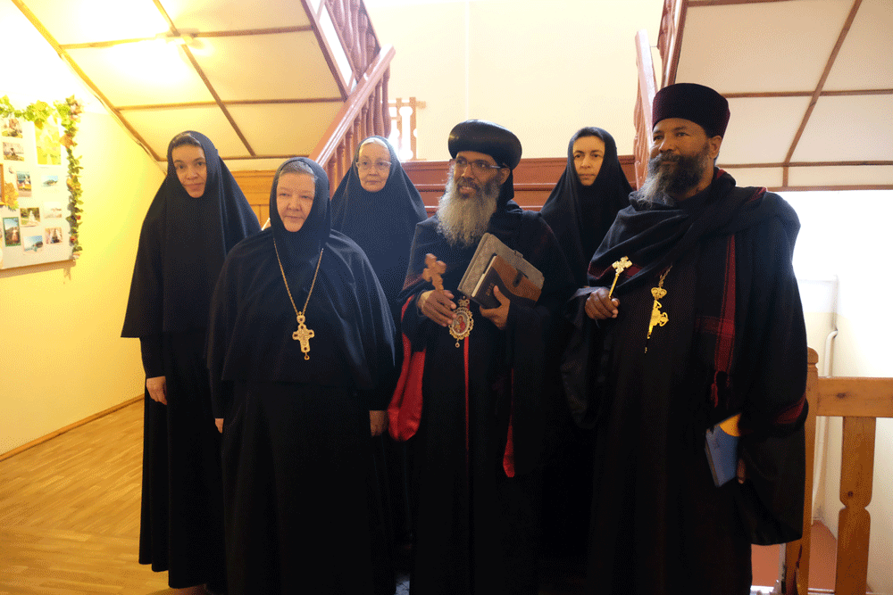 Покровский Хотьков монастырь посетила делегация Эфиопской Церкви