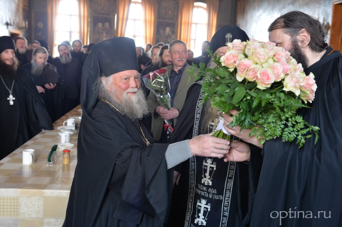 Наместник монастыря Оптина пустынь получил Патриаршее поздравление в день своего тезоименитства