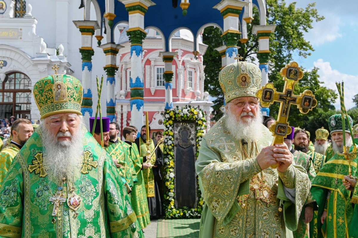 Святейший Патриарх Кирилл возглавил в Троице-Сергиевой лавре празднование дня памяти прп. Сергия Радонежского