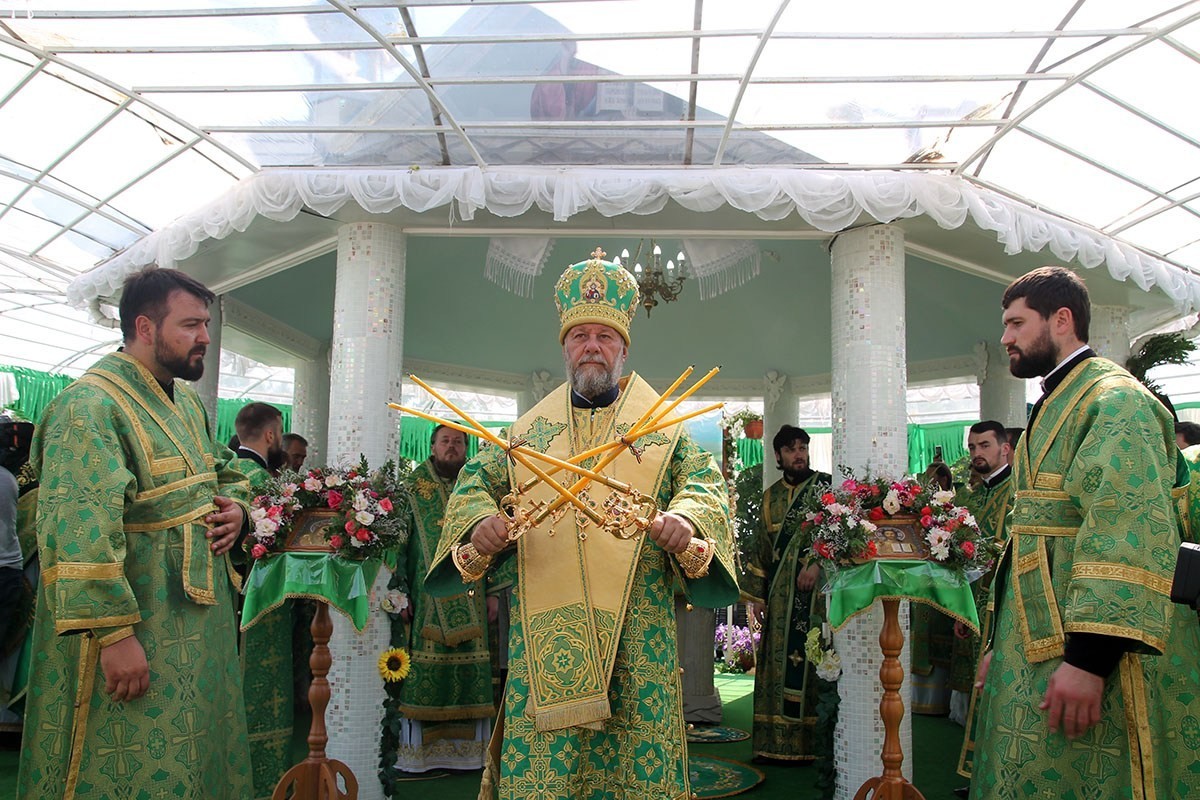 Митрополит Владимир совершил литургию в Кушеловском Успенском монастыре Молдовы в день памяти блж. Агафии