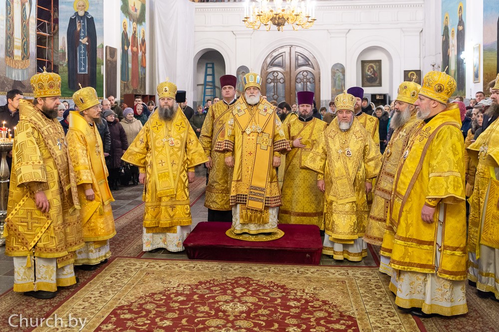 Патриарший экзарх всея Беларуси митрополит Павел возглавил Литургию в Жировичском монастыре