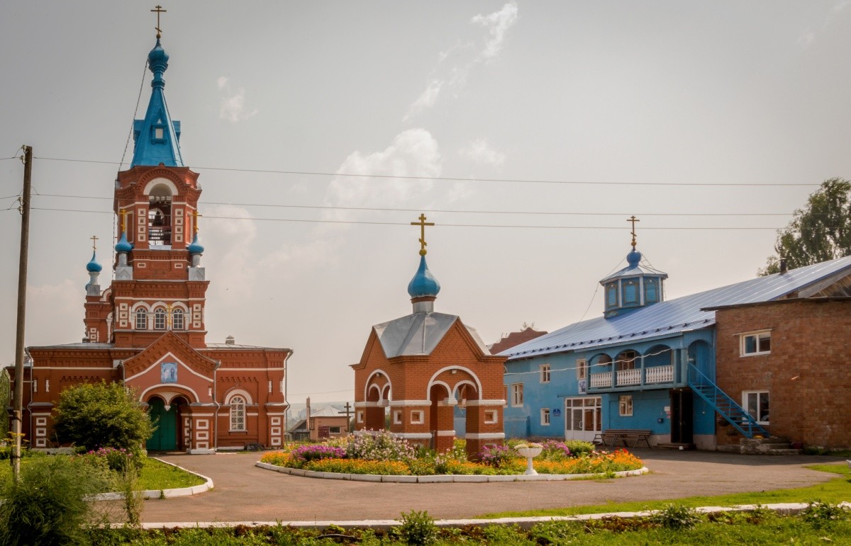Комиссия Синодального отдела по монастырям и монашеству посетила обители Ижевской и Удмуртской епархии