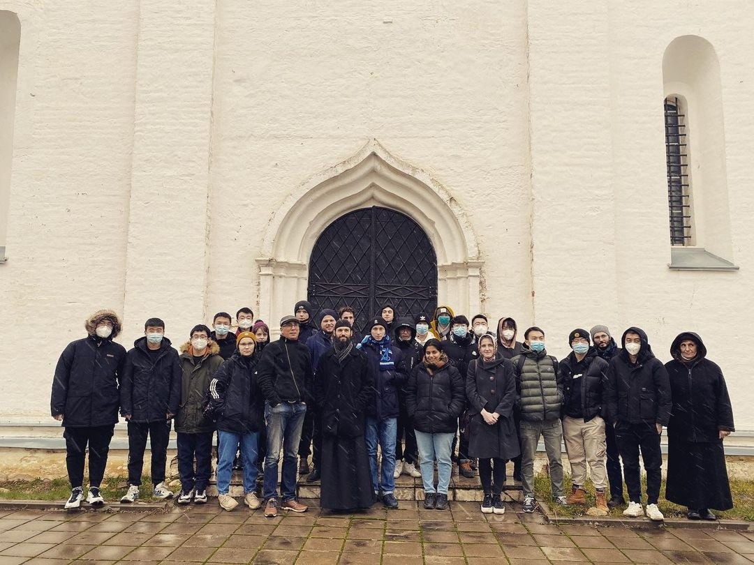 Иностранные студенты побывали в Переславском Центре святителя Луки и Даниловом монастыре Переславля-Залесского