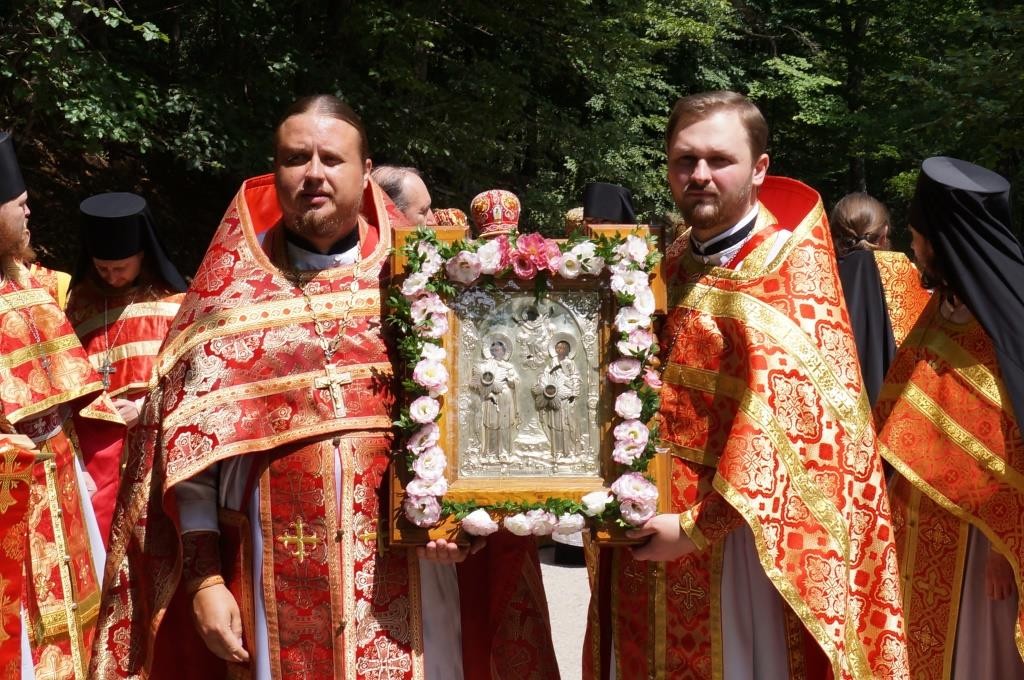 В монастыре свв. бессребреников Космы и Дамиана в Крыму отметили престольный праздник