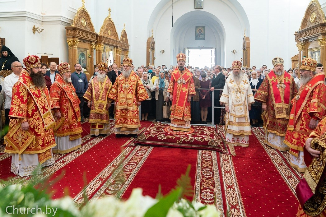 В день памяти преподобной Евфросинии Полоцкой Патриарший экзарх всея Беларуси совершил Литургию в Спасо-Евфросиниевском монастыре