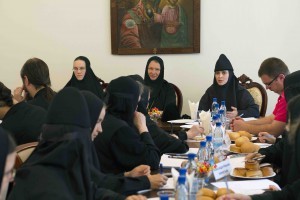 Совещание заведующих канцеляриями ставропигиальных монастырей прошло в Зачатьевском монастыре Москвы