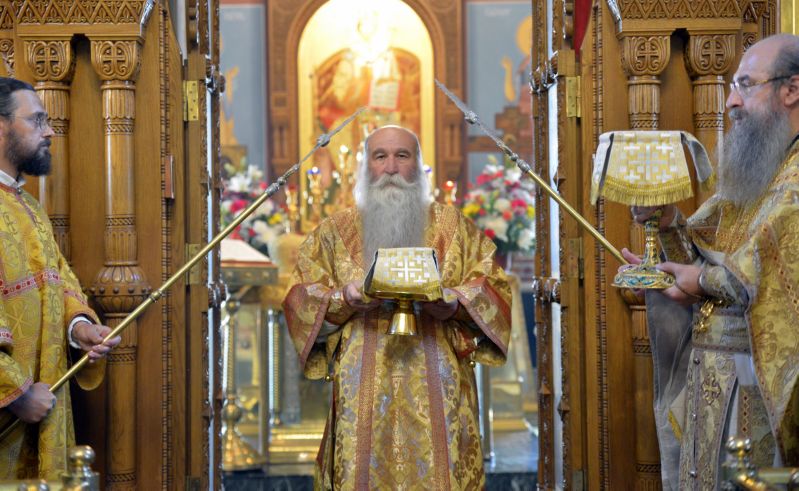 Епископ Феофилакт совершил литургию на Московском подворье Оптиной пустыни в день его престольного праздника