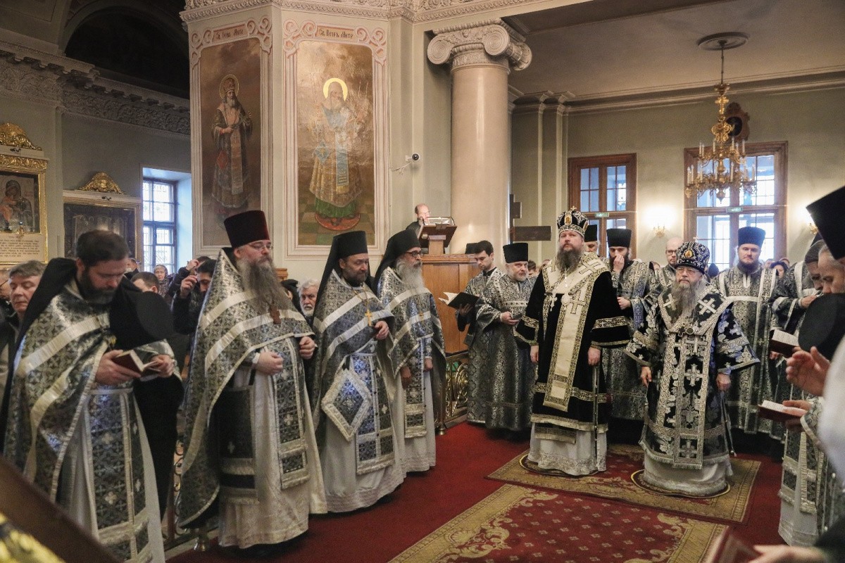 Митрополит Воскресенский Дионисий возглавил в Даниловом монастыре празднование дня памяти основателя обители