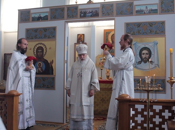 Епископ Пантелеимон возглавил престольный праздник в Марфо-Мариинской обители