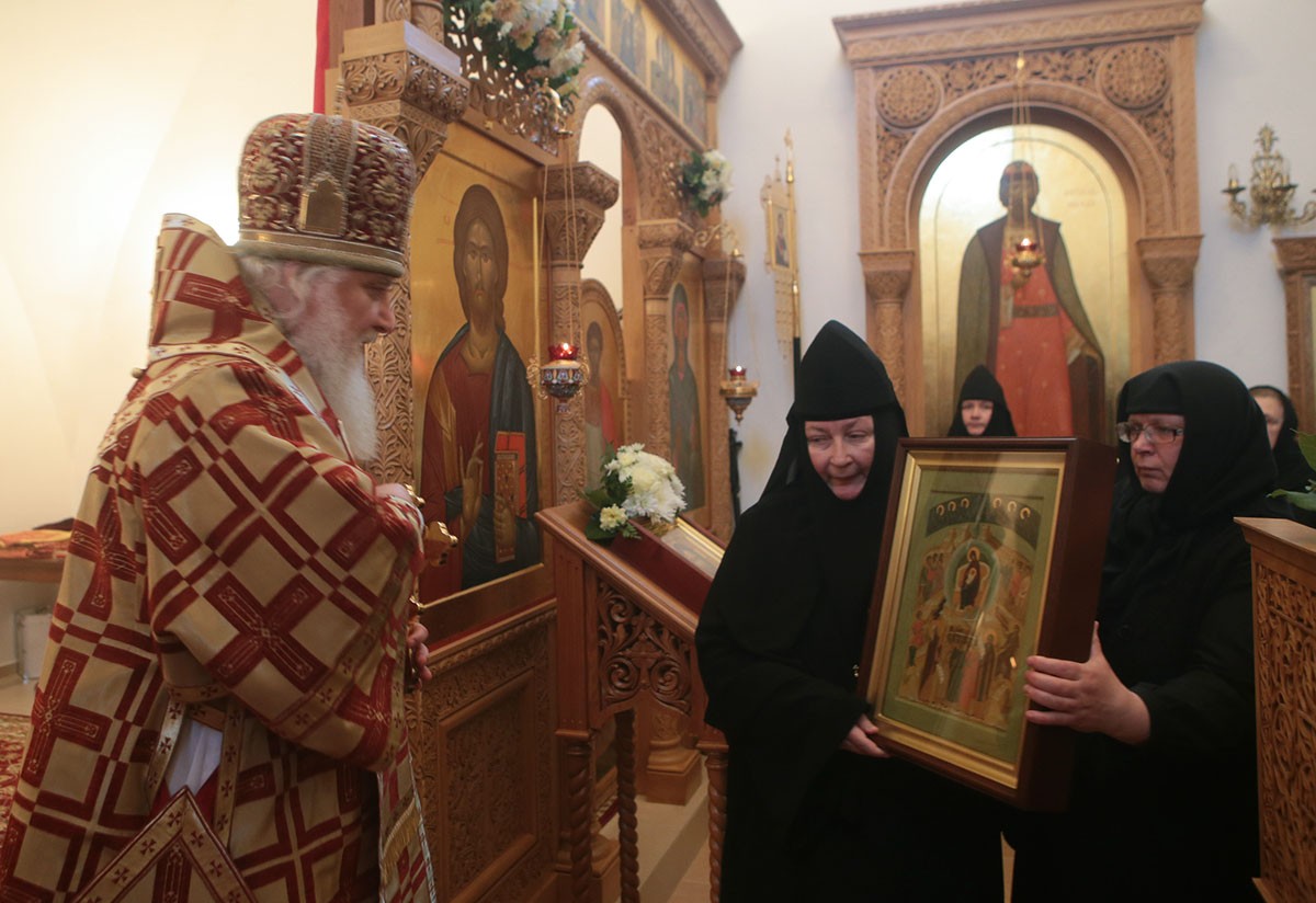 Митрополит Арсений возглавил престольный праздник в Борисоглебском Аносином монастыре