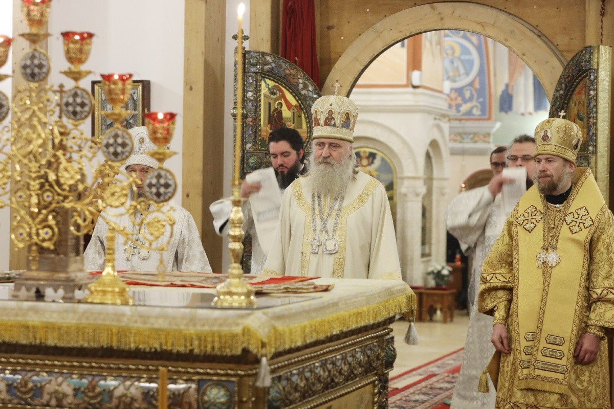 Председатель Синодального отдела по монастырям и монашеству возглавил Литургию в Зачатьевском монастыре