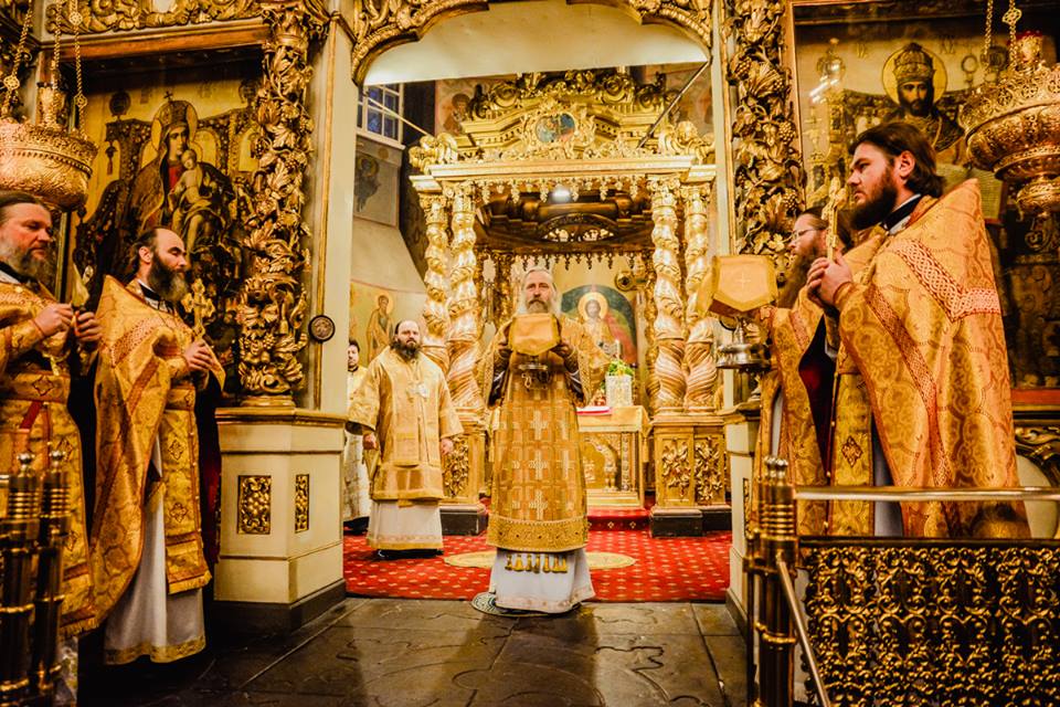 Архиепископ Феогност возглавил Литургию в Донском монастыре в день памяти свт. Тихона