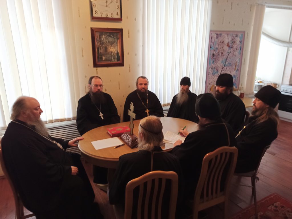 В Тихвинском Керенском монастыре Сердобской епархии состоялся Духовный собор