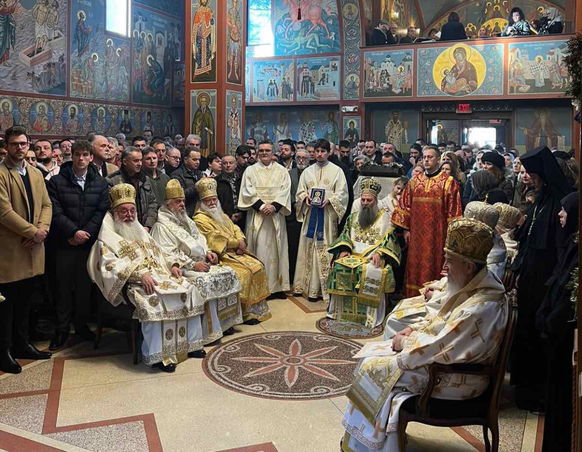 Иерарх Московского Патриархата сослужил Предстоятелю Сербской Церкви в Новограчаницком монастыре в США